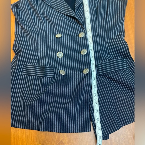 Victoria Ashley Striped Black & Grey Vest Blazer size 9 - Picture 6 of 6